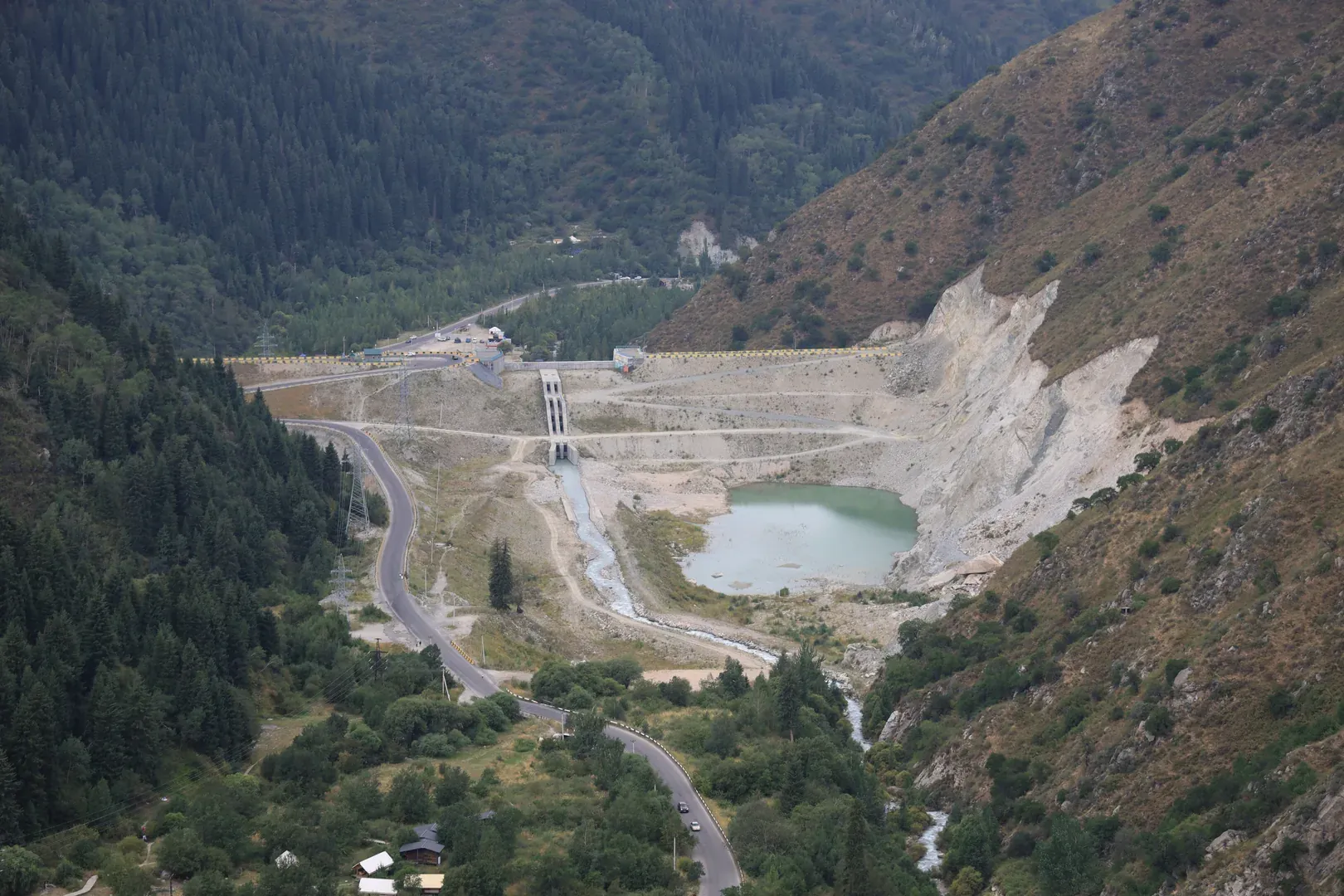 An overview of one of the dams. This one was built not long ago.