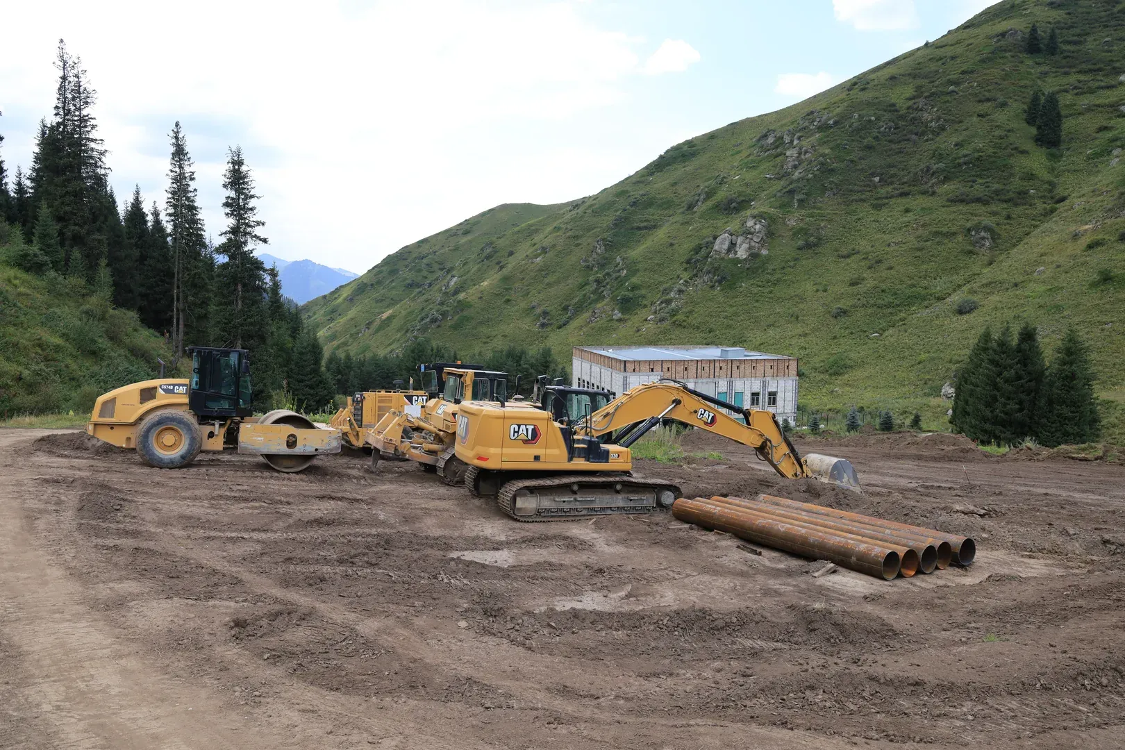 There is an ongoing construction project for a mountain resort, so you probably won't recognise this route in a year.